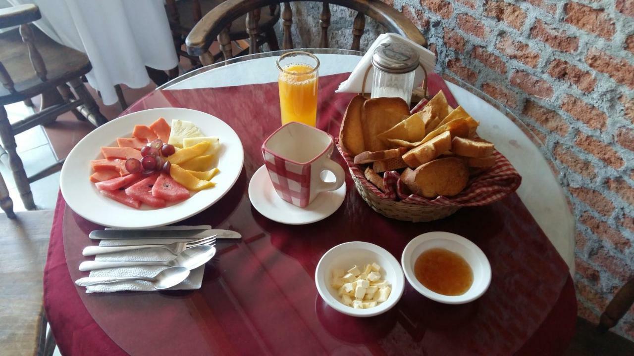 Casa Limonchelo Hotel B&B Morelia Exterior photo